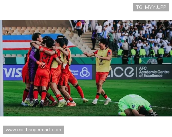 东亚杯火热对决：球队间的精彩较量状态备受关注