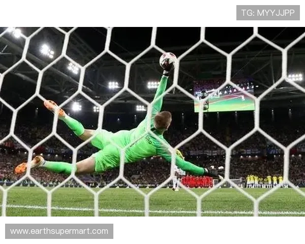 库尔图瓦反应速度分析:本赛季扑救效率与门线表现走势清晰 库尔图瓦反应速度分析:本赛季扑救效率与门线表现走势清晰